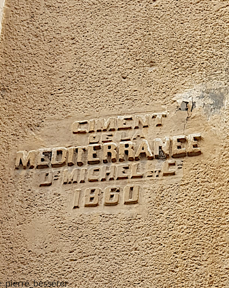 Ciment méditerranées
