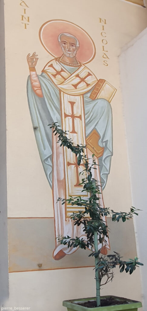 Saint-Nicolas - Narthex de l'église
