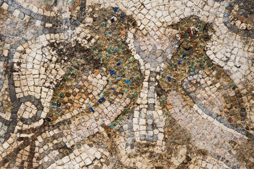 Mosaïque du groupe épiscopal 
