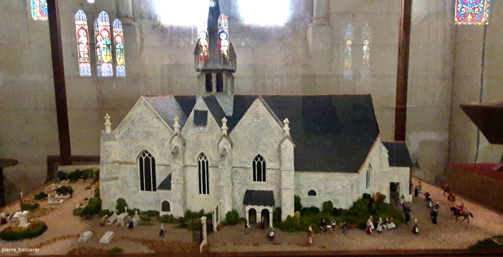 Maquette de l'ancienne église paroissiale Notre Dame de Thenais